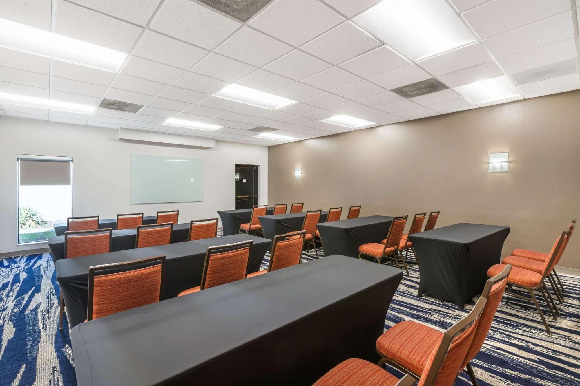Comfort Inn & Suites Arlington Heights - Buffalo Grove Exteriér fotografie