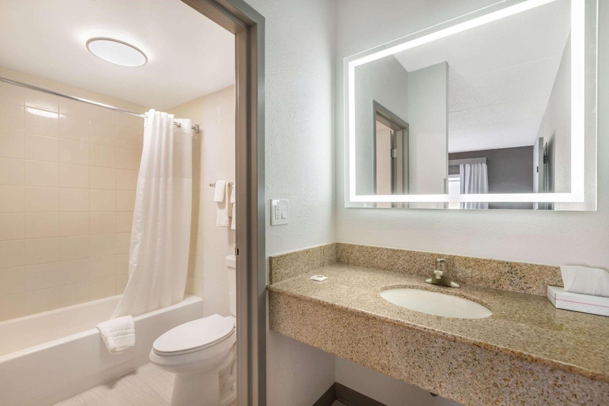 Comfort Inn & Suites Arlington Heights - Buffalo Grove Exteriér fotografie